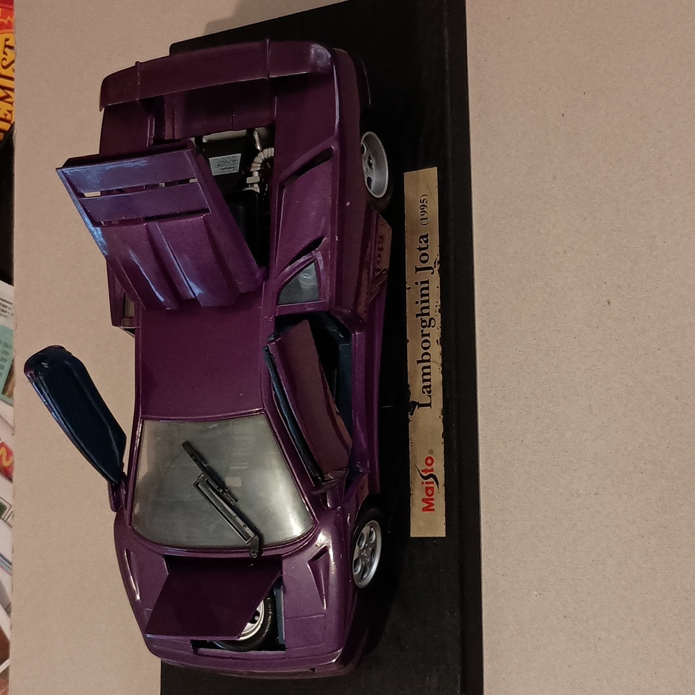 Metal model of 1995 Lamborghini Jota